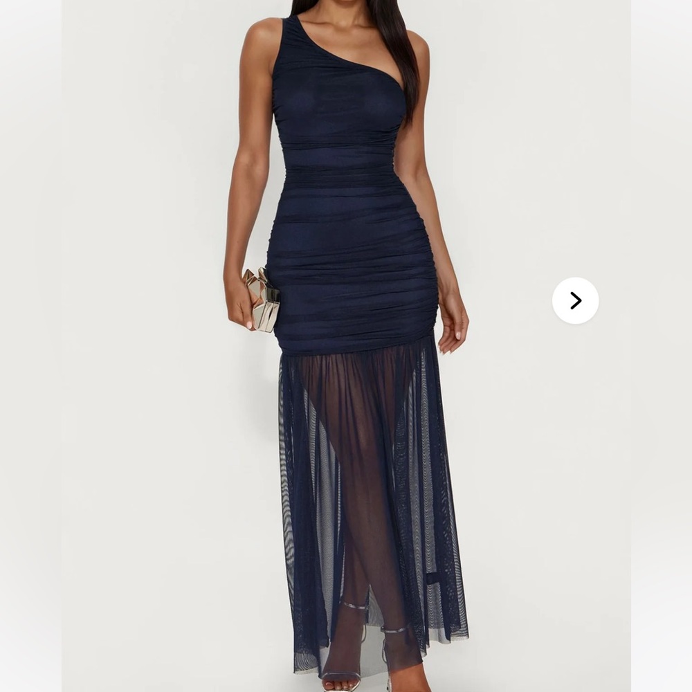 Elegant Navy One-Shoulder Dress